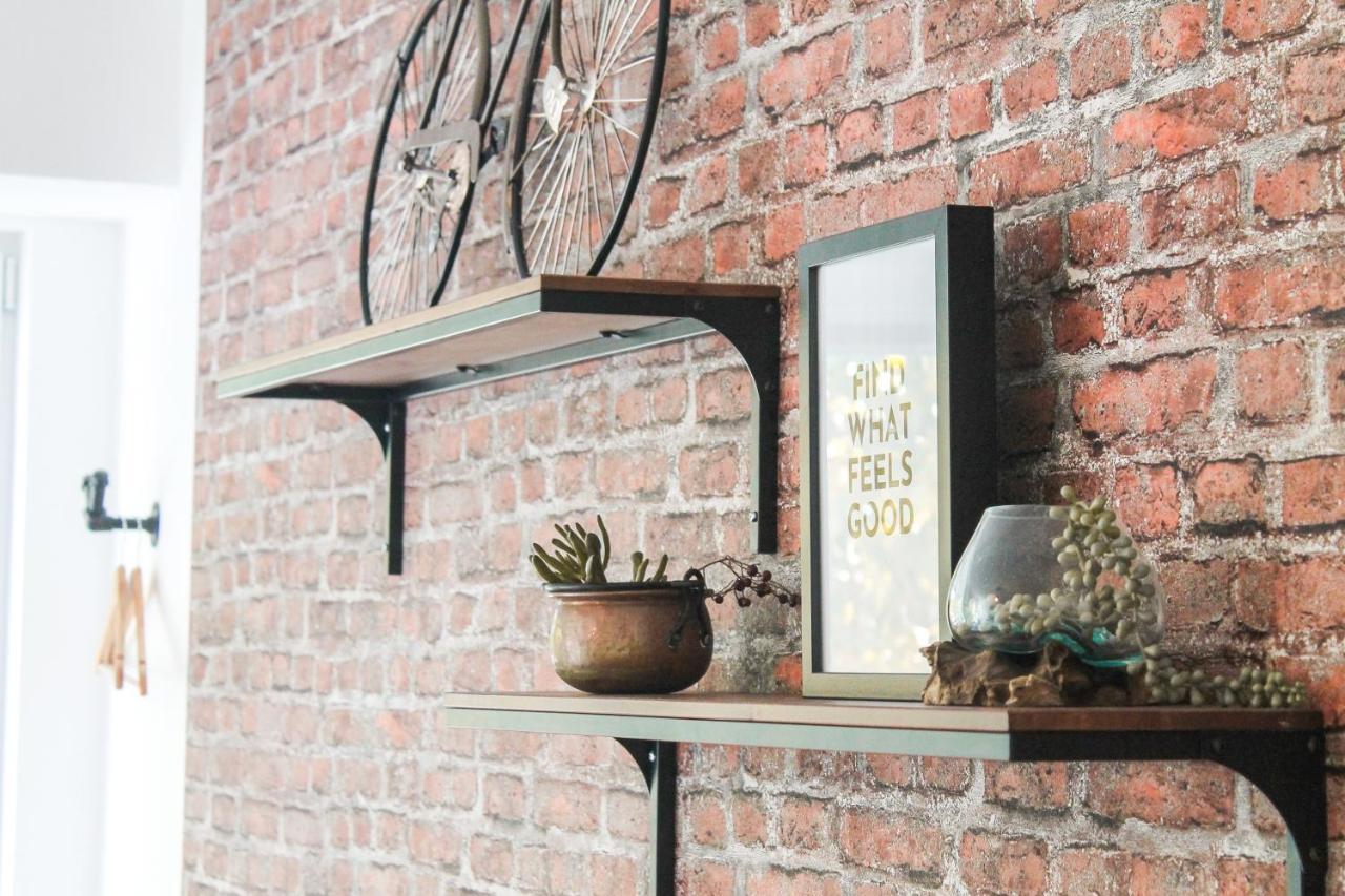 New York Apartment - Fuer Freunde & Familien, Stadtnah, Parkplatz, E-Ladestation, Gitterbox Fuer Fahrraeder, Fitnessstudio, Digitale Gaestemappe Mit Restaurant- Und Unternehmenstipps كوبلنس المظهر الخارجي الصورة