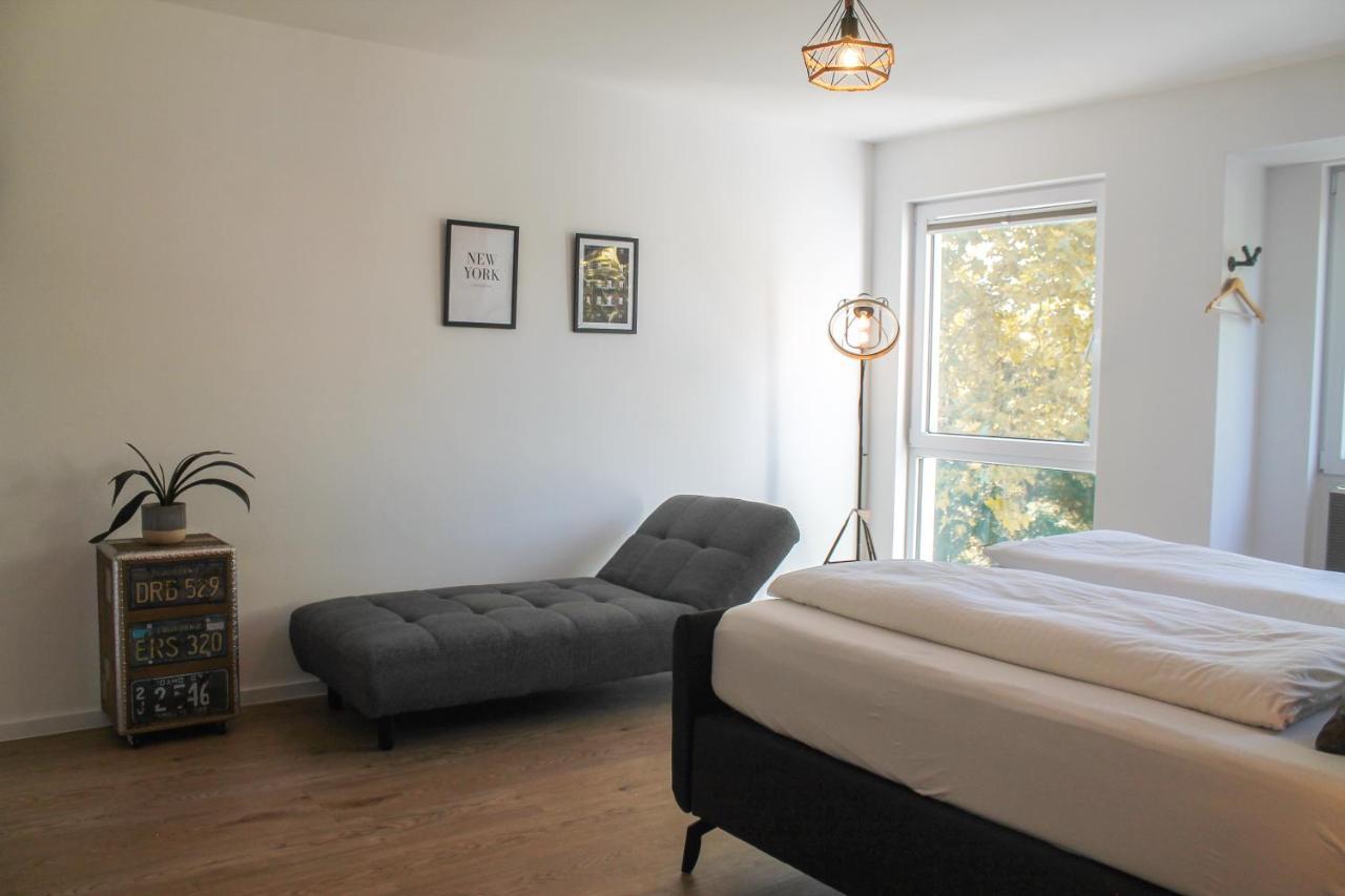 New York Apartment - Fuer Freunde & Familien, Stadtnah, Parkplatz, E-Ladestation, Gitterbox Fuer Fahrraeder, Fitnessstudio, Digitale Gaestemappe Mit Restaurant- Und Unternehmenstipps كوبلنس المظهر الخارجي الصورة