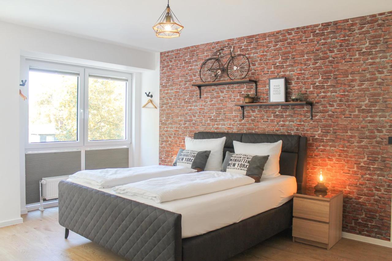 New York Apartment - Fuer Freunde & Familien, Stadtnah, Parkplatz, E-Ladestation, Gitterbox Fuer Fahrraeder, Fitnessstudio, Digitale Gaestemappe Mit Restaurant- Und Unternehmenstipps كوبلنس المظهر الخارجي الصورة